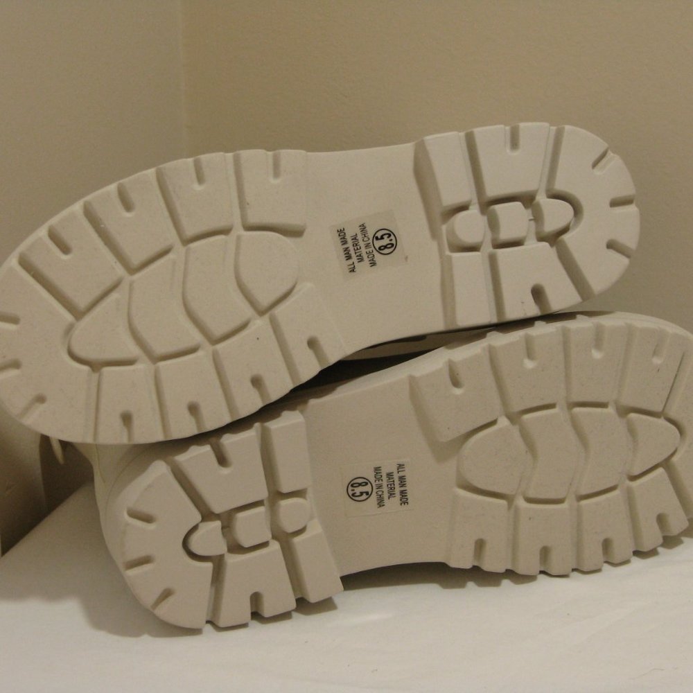New Bone Soda Pilot Ankle Bootie - Picture 3 of 5
